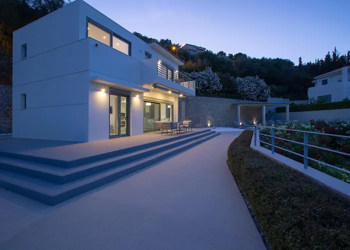 Kenza Βίλα Λυγιά